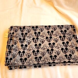 Disney Baby Reversible Mickey Mouse Baby Blanket..EUC